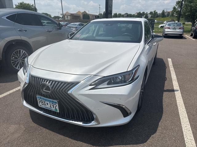 used 2020 Lexus ES 350 car, priced at $27,999