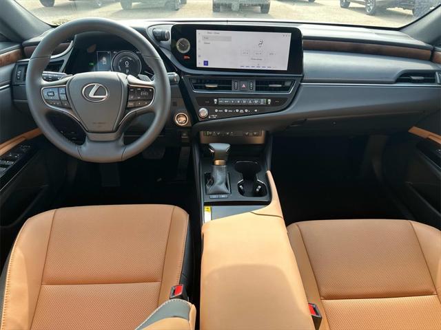 new 2025 Lexus ES 300h car, priced at $48,563
