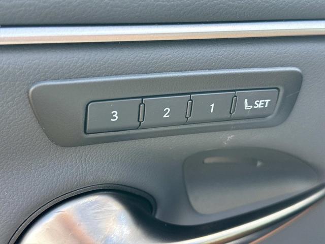 new 2025 Lexus ES 300h car, priced at $48,563