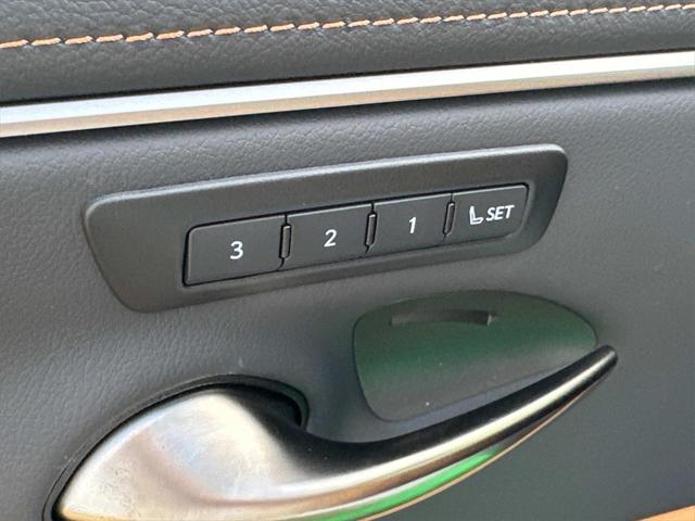 new 2025 Lexus ES 300h car, priced at $49,357