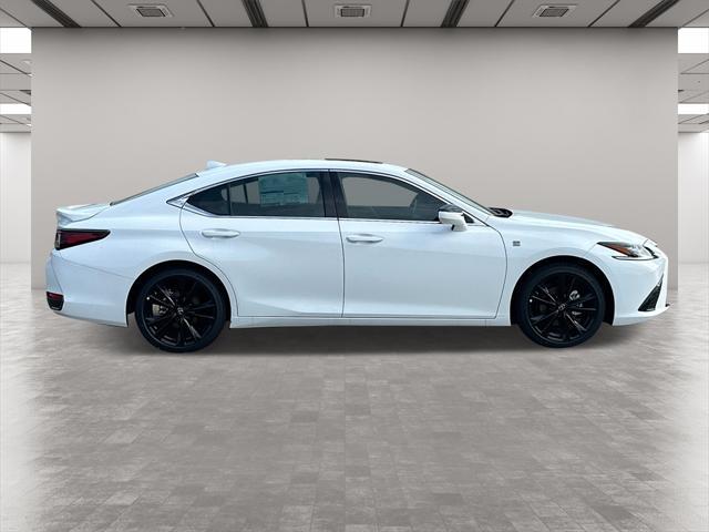new 2025 Lexus ES 300h car, priced at $49,357