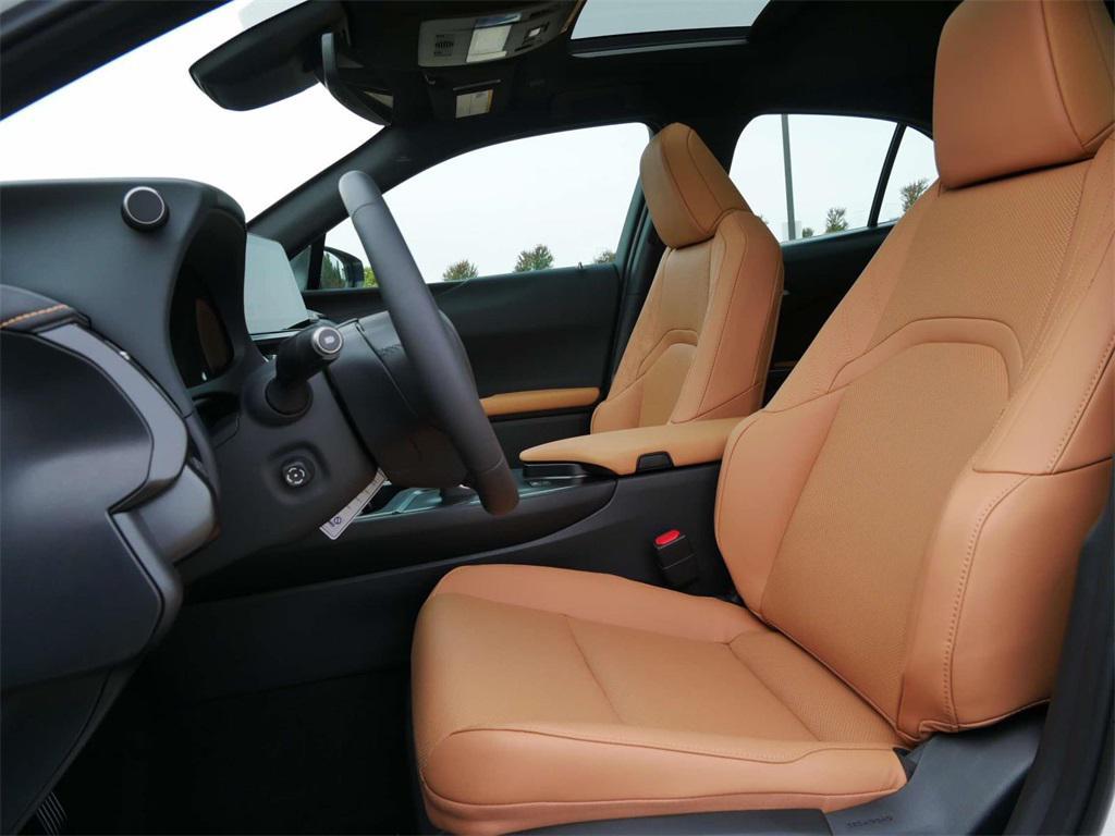 new 2025 Lexus UX 300h car, priced at $43,277