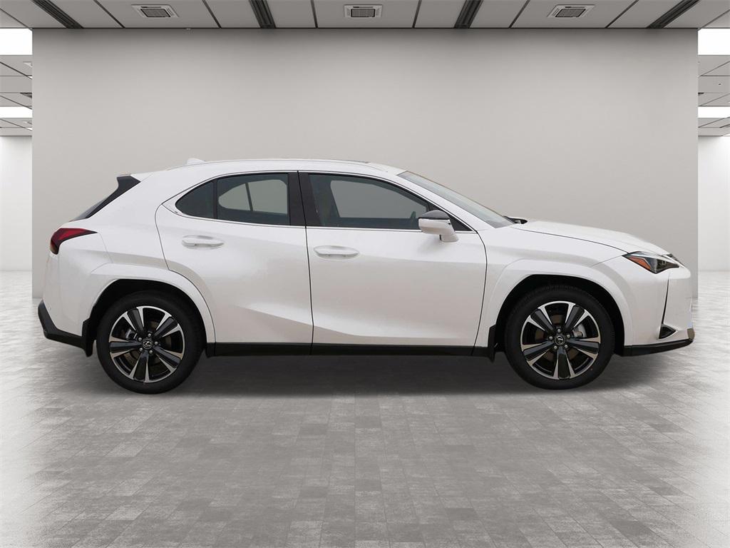 new 2025 Lexus UX 300h car, priced at $43,277