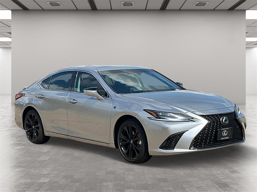 new 2025 Lexus ES 300h car, priced at $49,451
