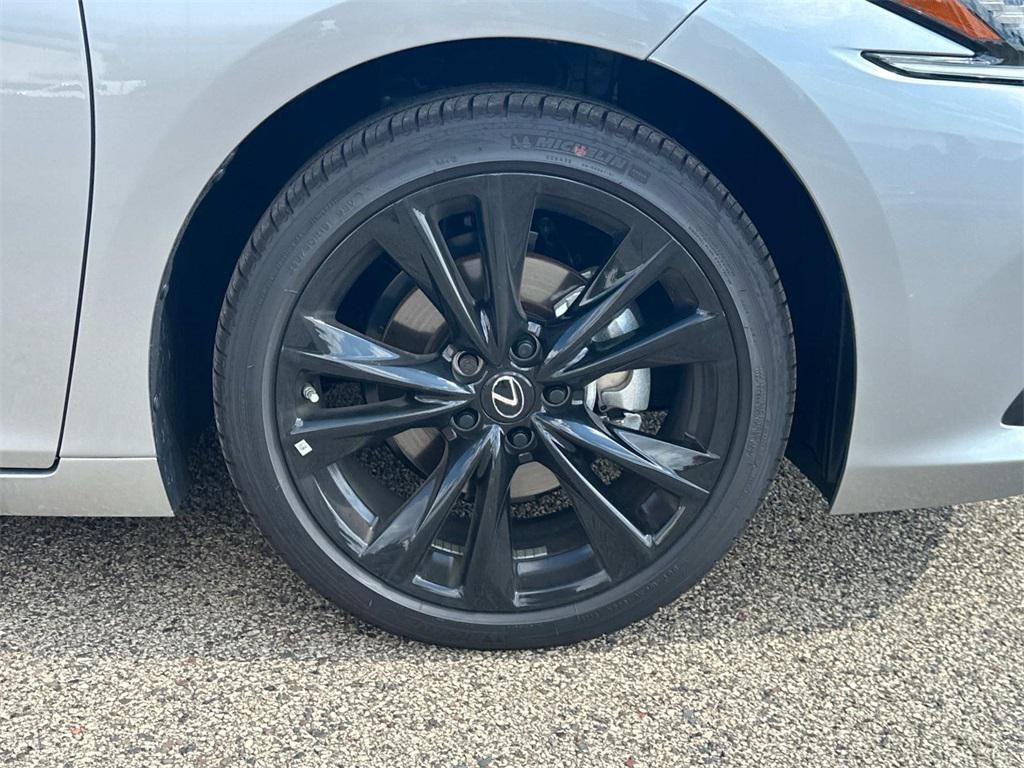 new 2025 Lexus ES 300h car, priced at $49,451