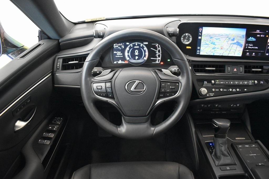 used 2022 Lexus ES 350 car, priced at $33,999