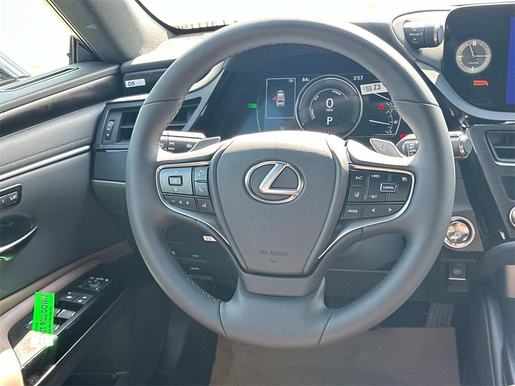new 2025 Lexus ES 300h car, priced at $48,053