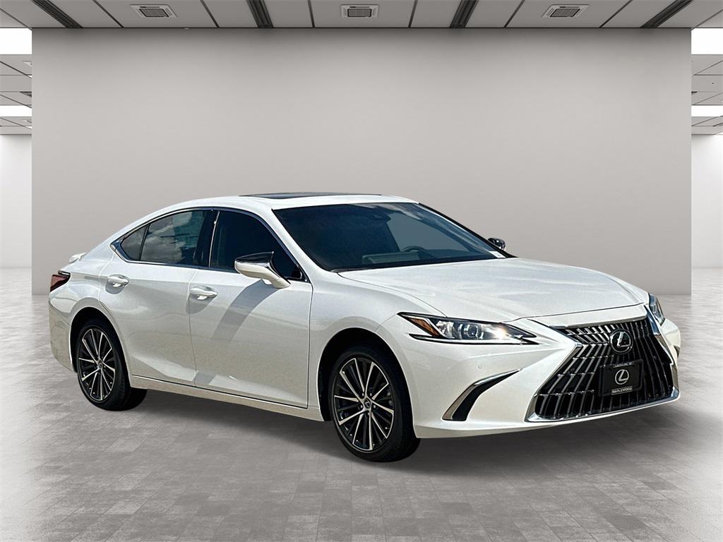 new 2025 Lexus ES 300h car, priced at $48,053