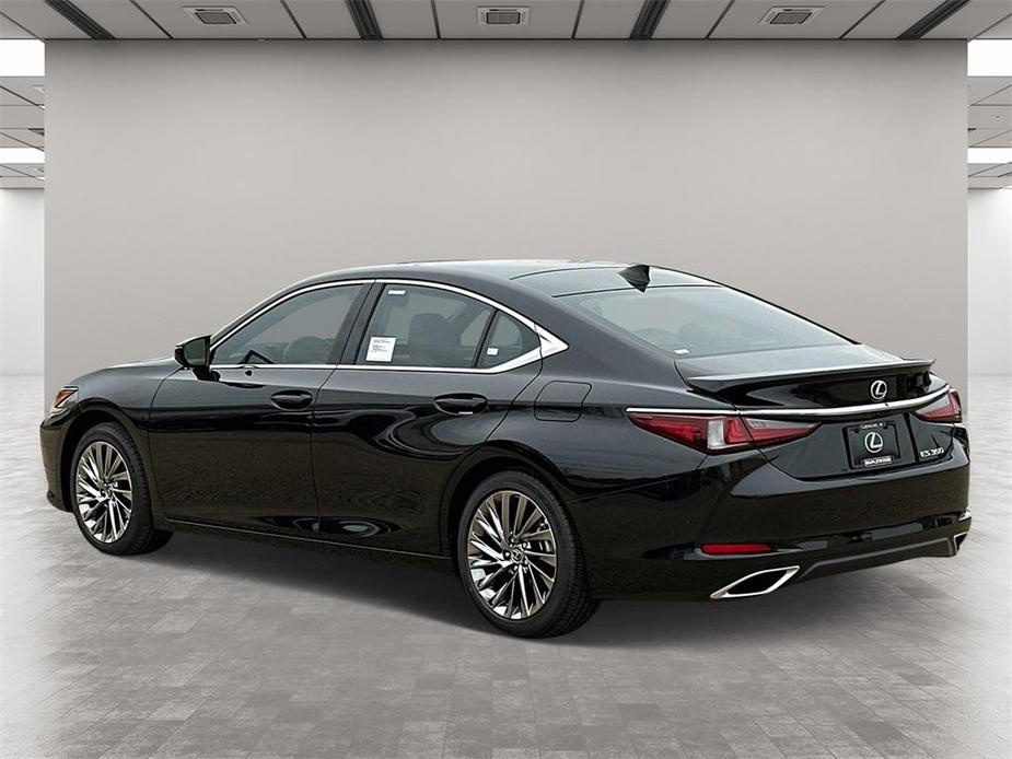 new 2025 Lexus ES 350 car, priced at $53,765