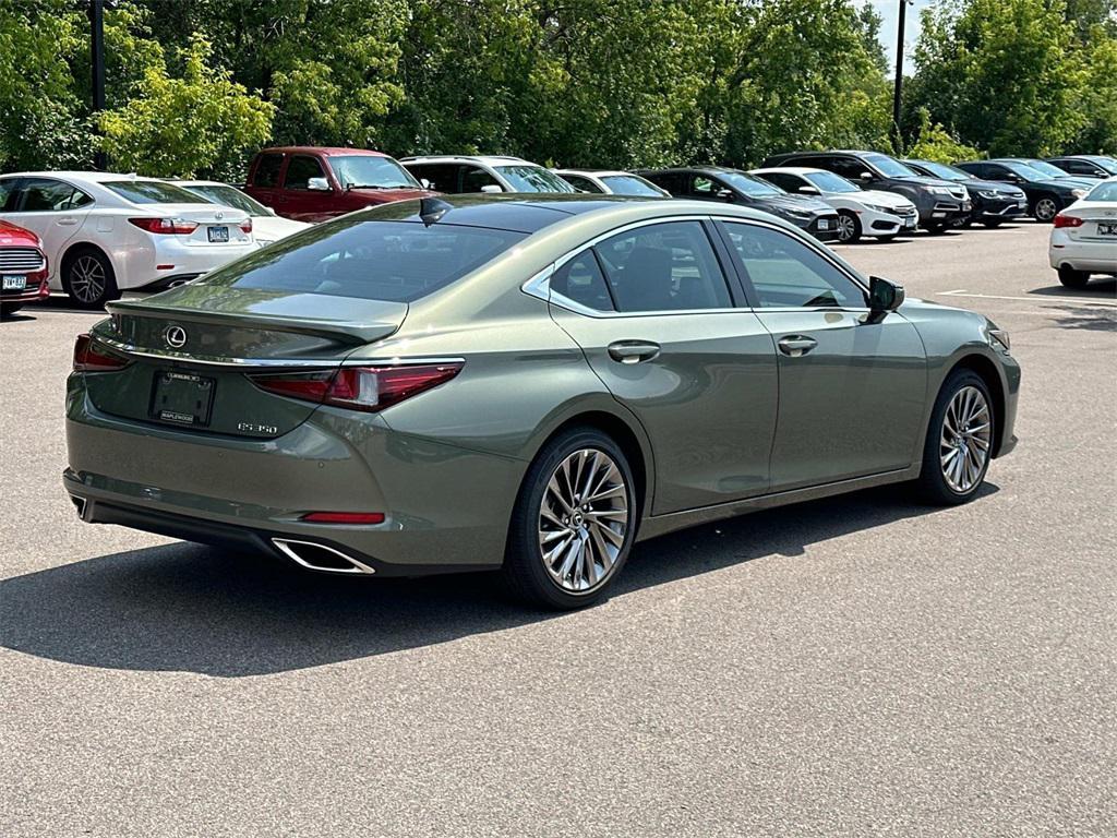 new 2025 Lexus ES 350 car, priced at $50,997