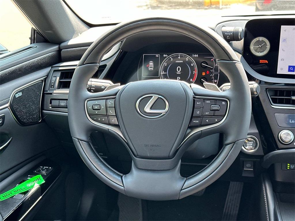 new 2025 Lexus ES 350 car, priced at $50,997