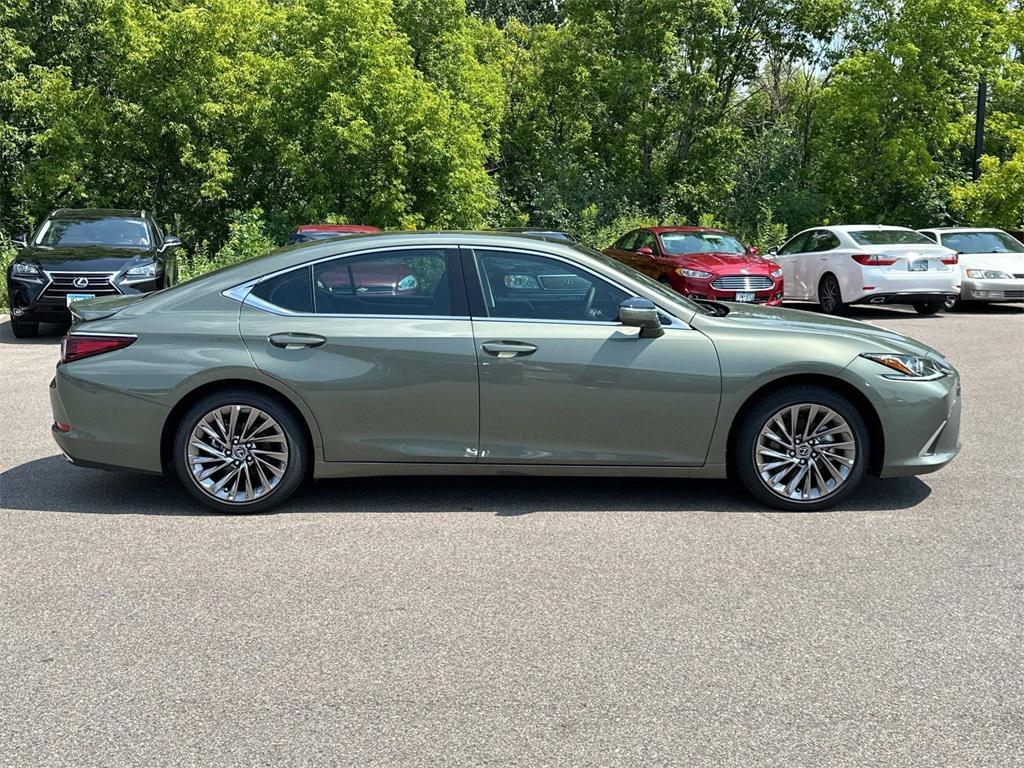 new 2025 Lexus ES 350 car, priced at $50,997