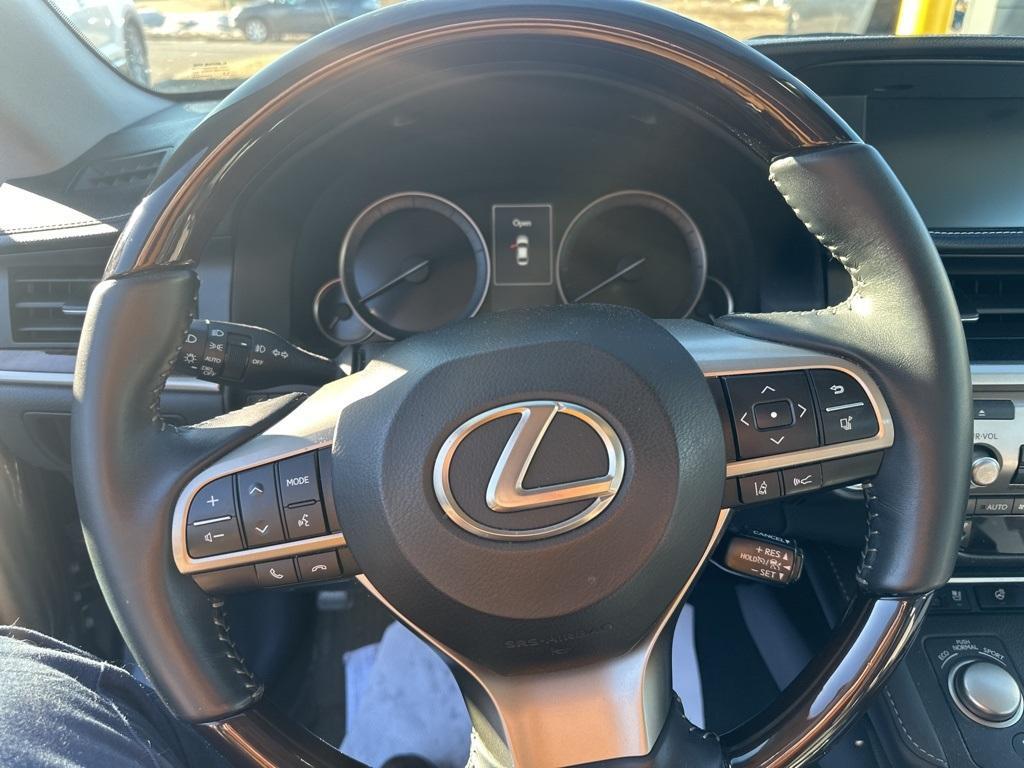 used 2017 Lexus ES 350 car, priced at $22,000