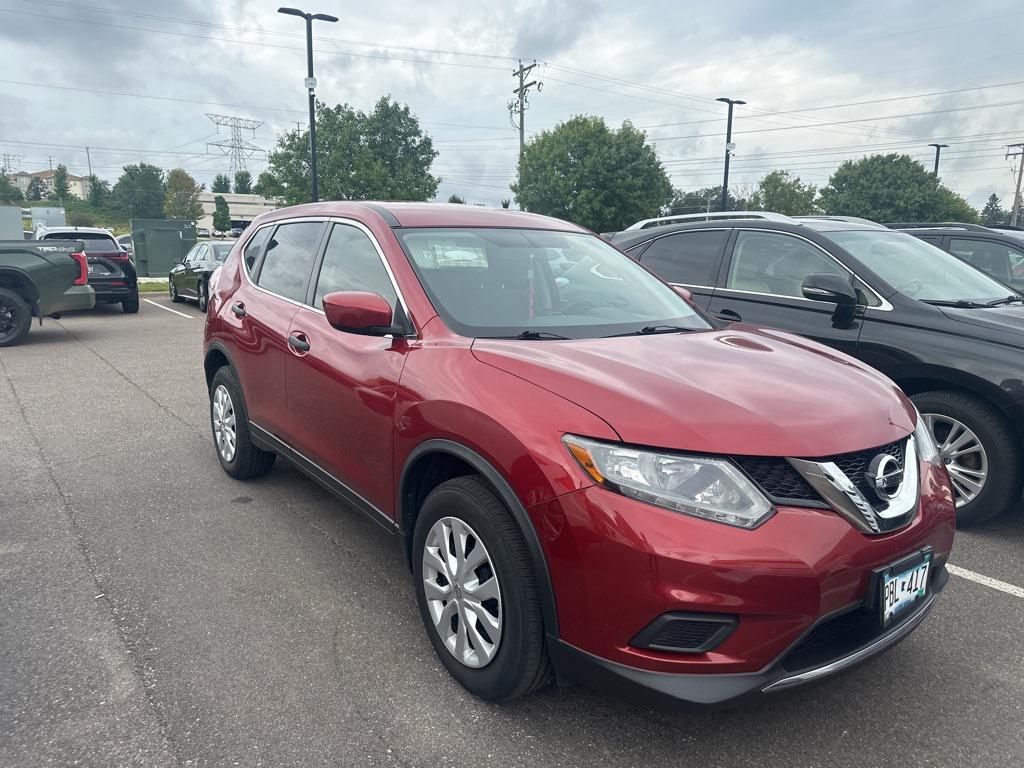 used 2016 Nissan Rogue car, priced at $10,000