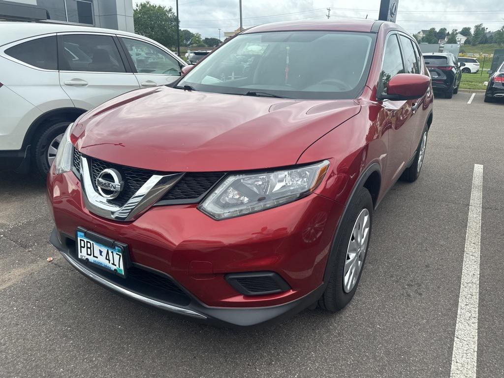 used 2016 Nissan Rogue car, priced at $10,000