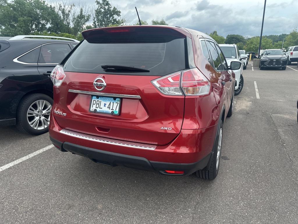 used 2016 Nissan Rogue car, priced at $10,000