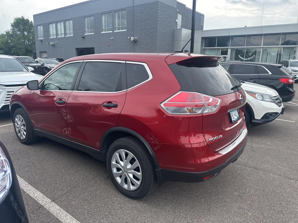 used 2016 Nissan Rogue car, priced at $10,000
