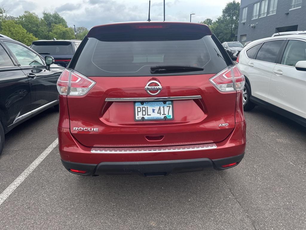 used 2016 Nissan Rogue car, priced at $10,000