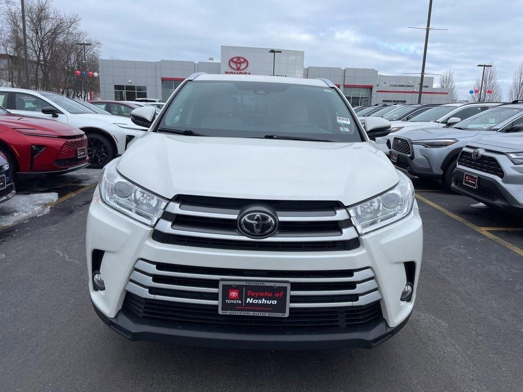 used 2019 Toyota Highlander car, priced at $23,800