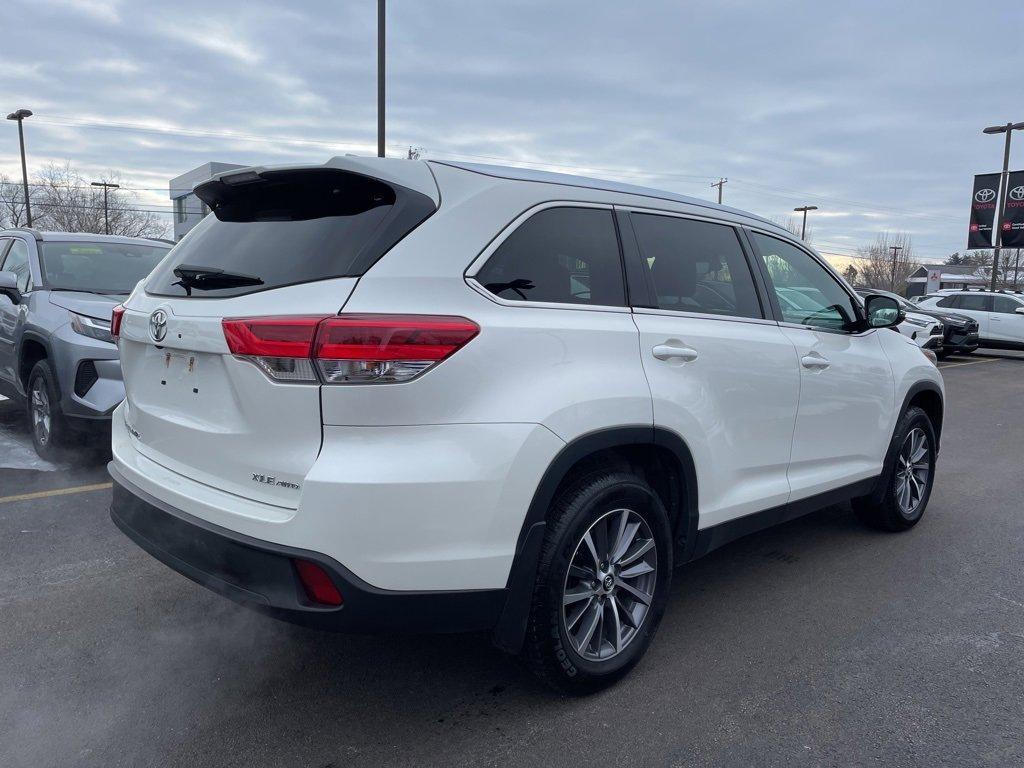 used 2019 Toyota Highlander car, priced at $23,800