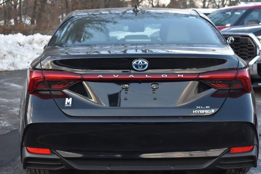 used 2020 Toyota Avalon Hybrid car, priced at $24,200