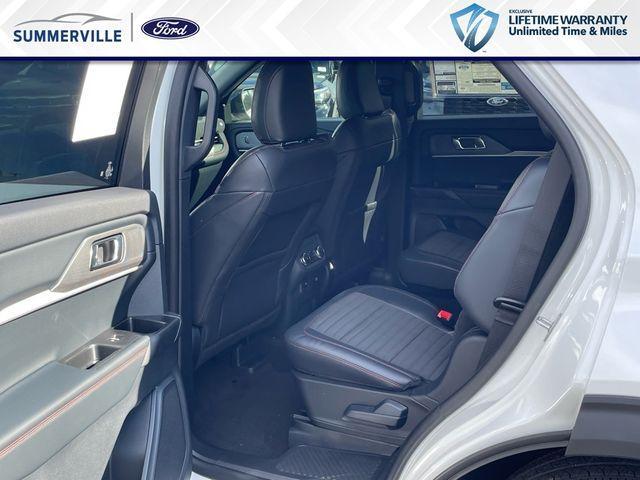 new 2025 Ford Explorer car, priced at $47,875