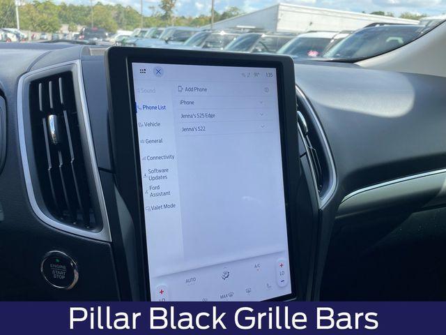 used 2022 Ford Edge car, priced at $17,550