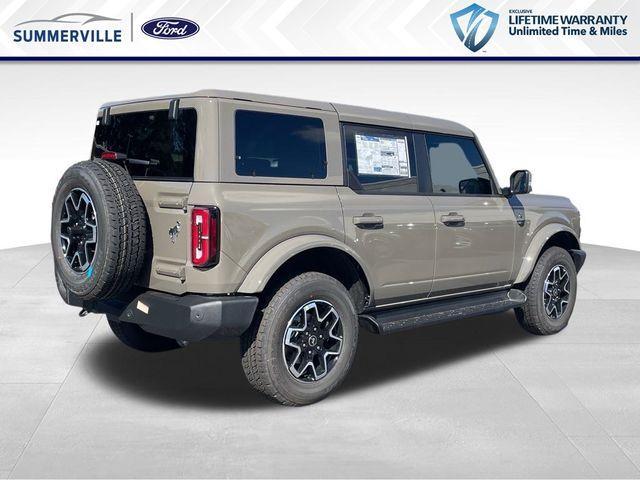 new 2025 Ford Bronco car, priced at $52,398