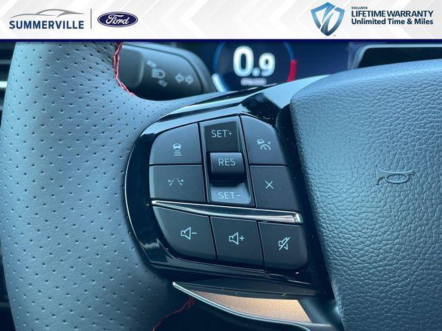 new 2025 Ford Explorer car, priced at $45,110