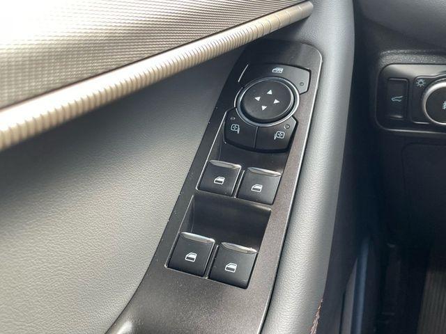 used 2025 Ford Explorer car, priced at $38,500