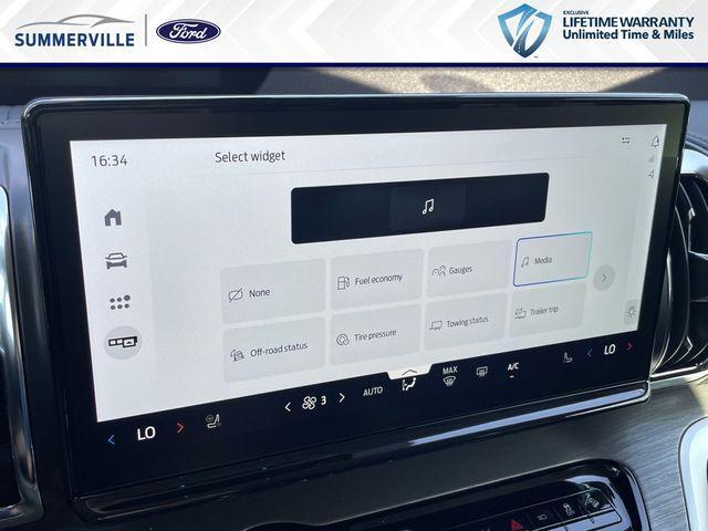 new 2025 Ford Expedition Max car, priced at $82,255