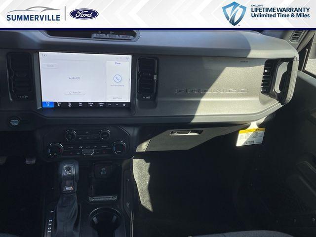 new 2025 Ford Bronco car, priced at $45,272