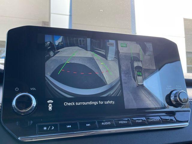 used 2024 Mitsubishi Outlander car, priced at $24,222