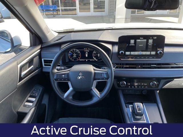 used 2024 Mitsubishi Outlander car, priced at $24,222