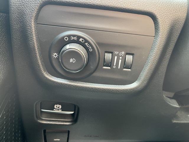 used 2023 Jeep Grand Cherokee car, priced at $32,912