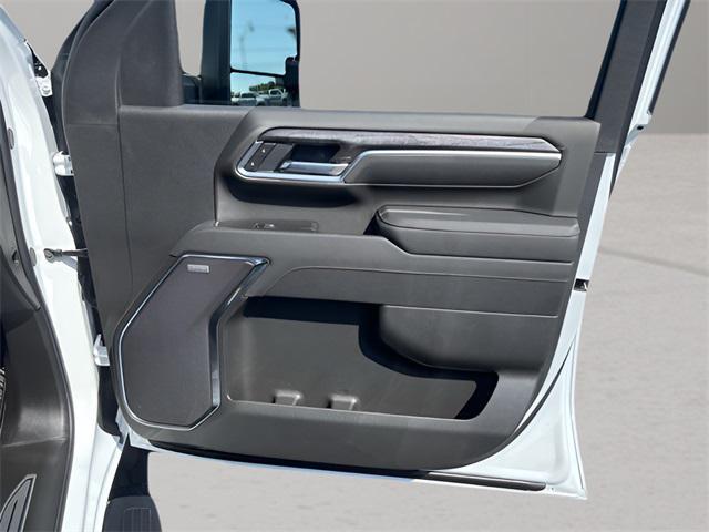 new 2025 Chevrolet Silverado 2500 car, priced at $87,455