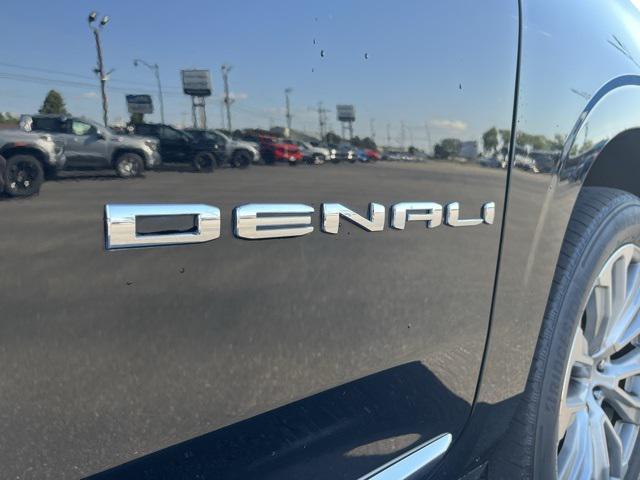 used 2022 GMC Yukon XL car, priced at $43,488