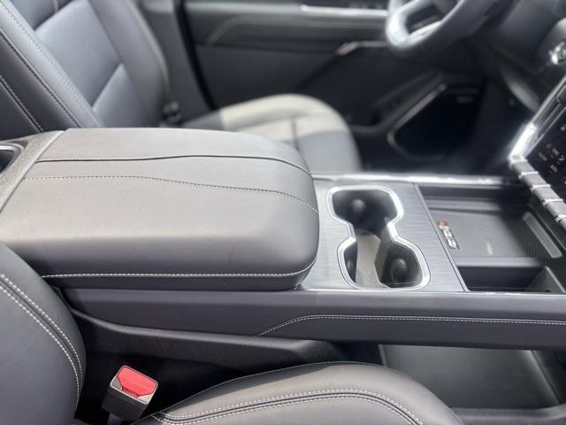 new 2025 GMC Acadia car, priced at $50,795
