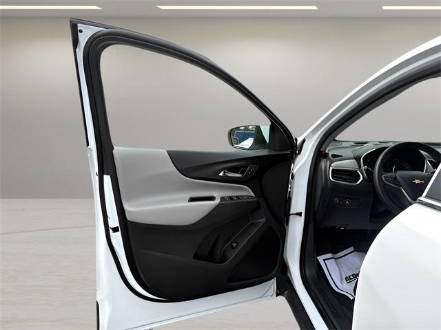 used 2023 Chevrolet Equinox car, priced at $21,667