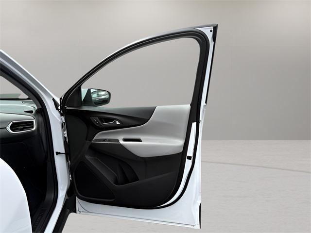 used 2023 Chevrolet Equinox car, priced at $21,667