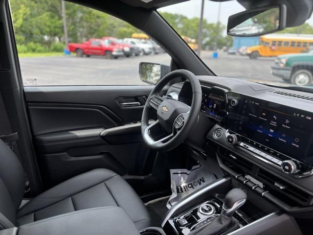 new 2025 Chevrolet Colorado car, priced at $43,825