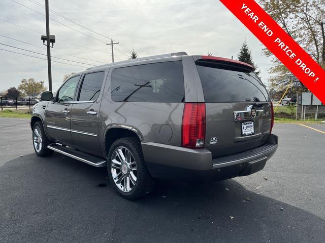 used 2013 Cadillac Escalade ESV car, priced at $14,498