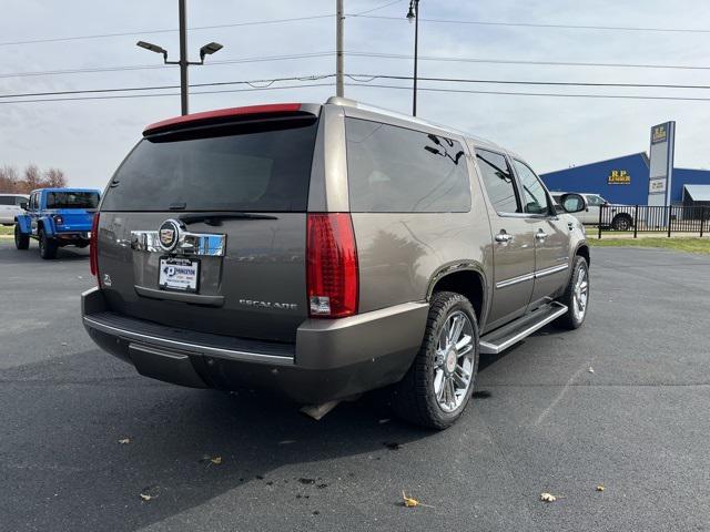 used 2013 Cadillac Escalade ESV car, priced at $15,998