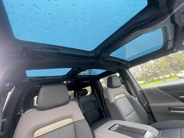 new 2025 GMC HUMMER EV SUV car, priced at $103,505