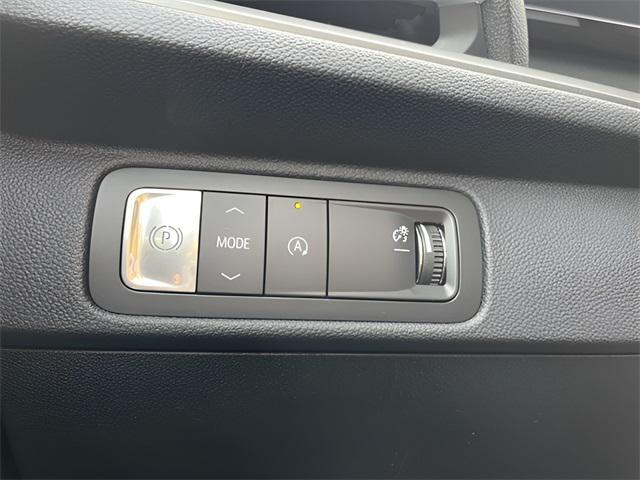 new 2026 Chevrolet Traverse car, priced at $48,025