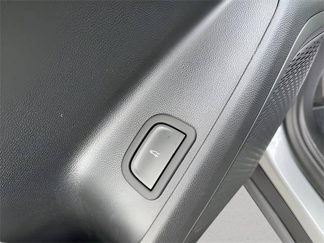 new 2026 Chevrolet Traverse car, priced at $48,025