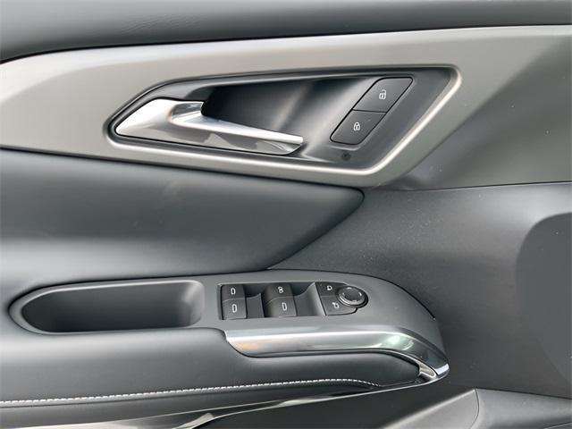 new 2026 Chevrolet Traverse car, priced at $48,025