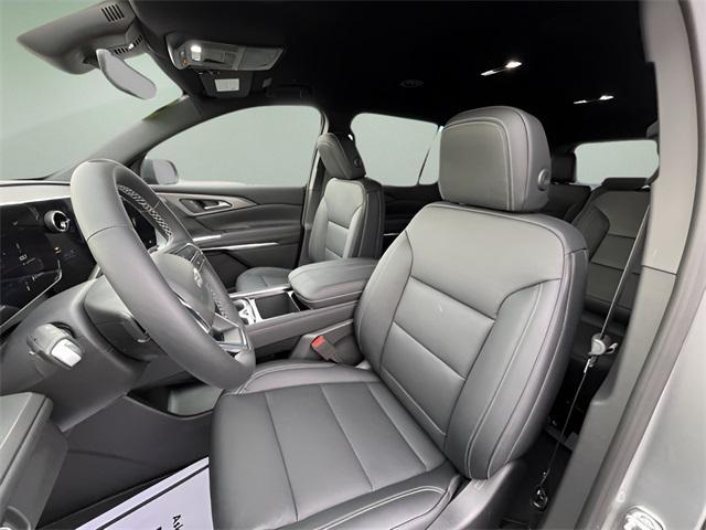 new 2026 Chevrolet Traverse car, priced at $48,025