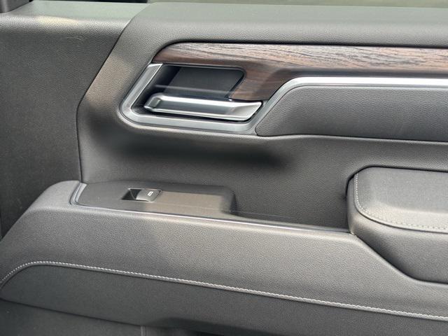 new 2025 GMC Sierra 2500 car, priced at $77,380