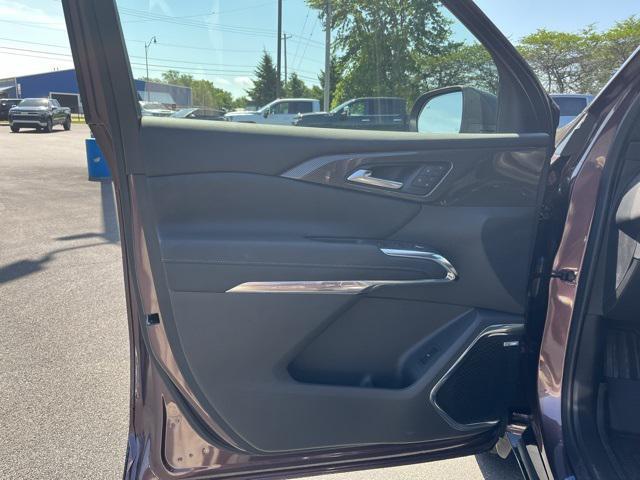 new 2025 Chevrolet Traverse car, priced at $56,195